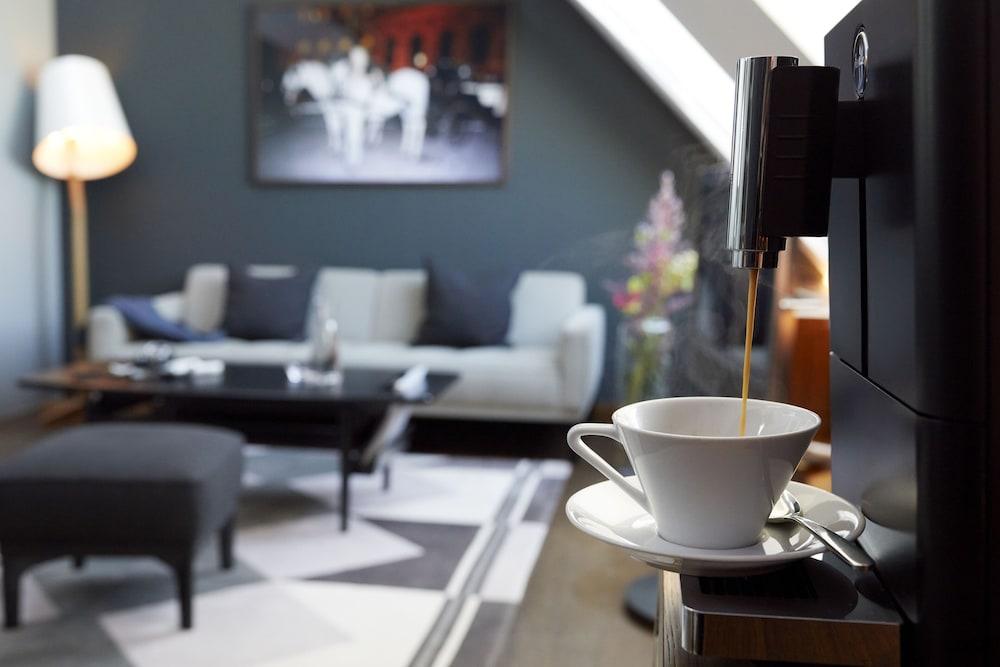 The Guesthouse Vienna Luaran gambar A Nespresso machine