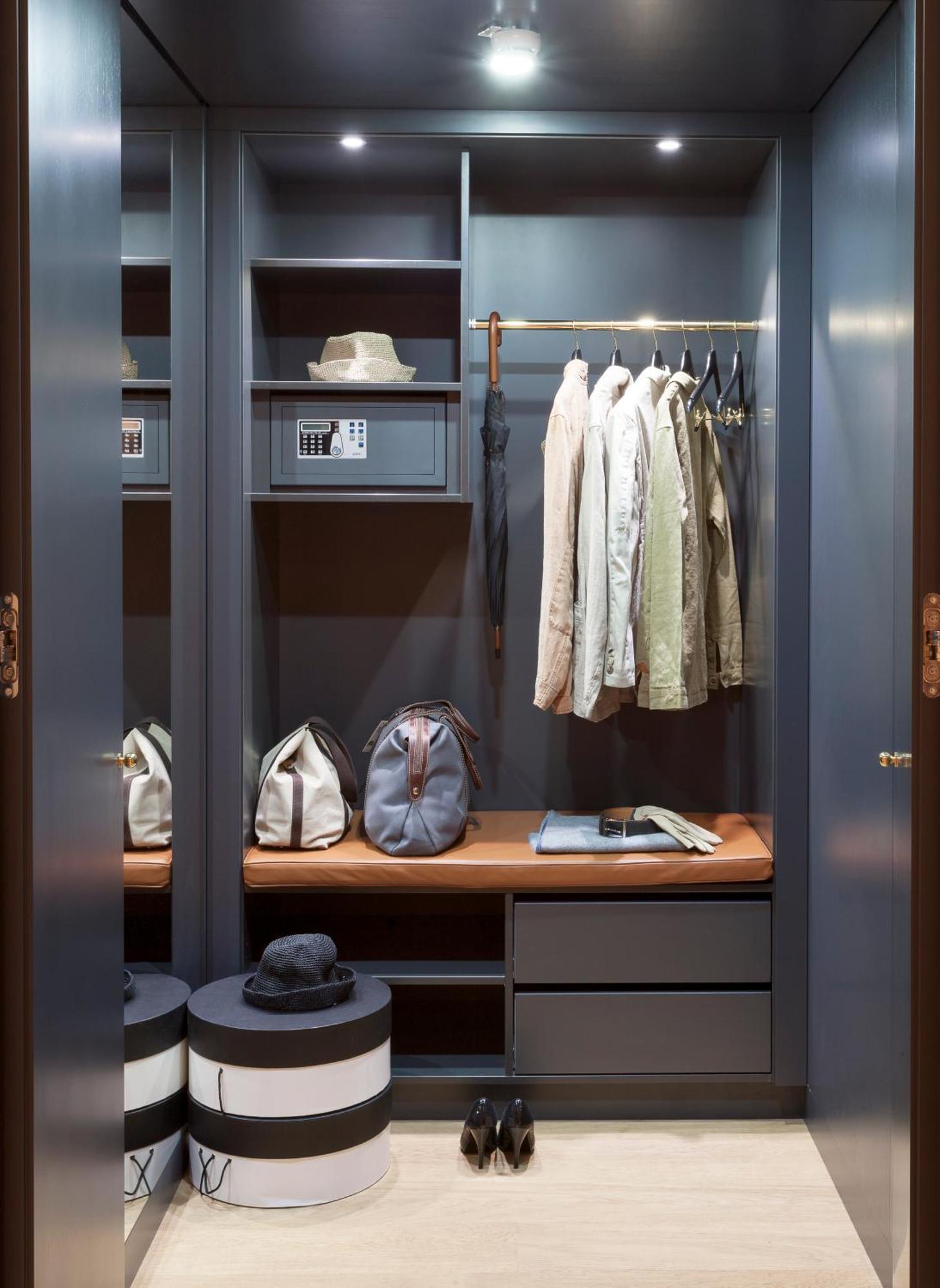 The Guesthouse Vienna Luaran gambar A wardrobe